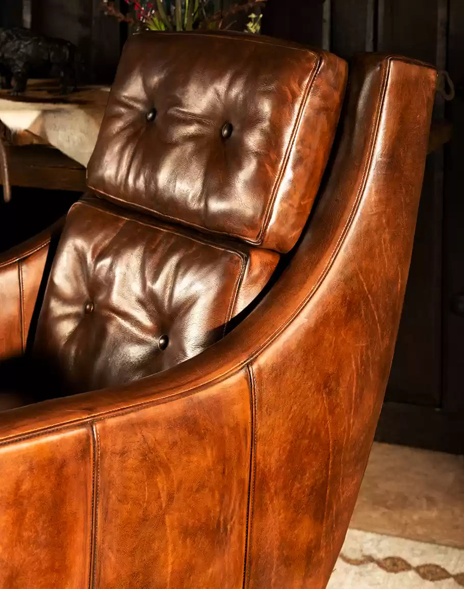 Saddleback Mocha Leather Chair