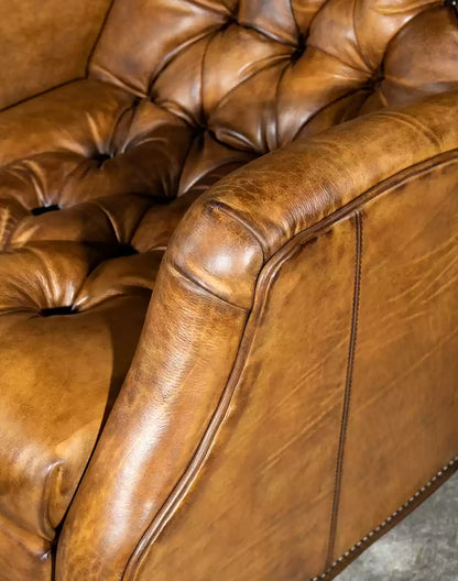 Sleepy Hollow Saddle Recliner
