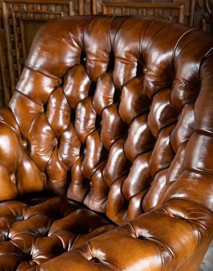 Winchester Tufted Lounge Chair